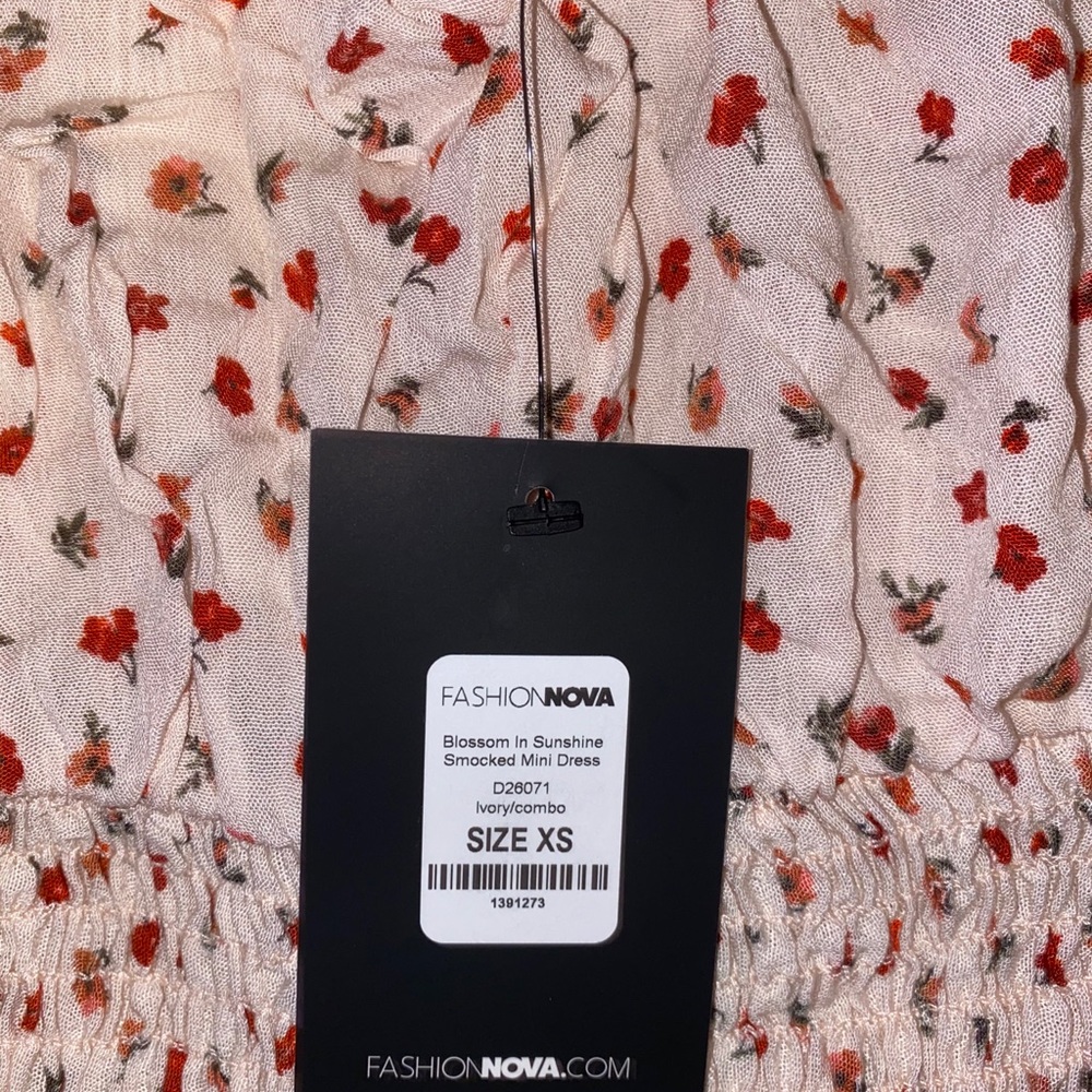 Mini Flower Pattern Dress - Picture 5 of 5